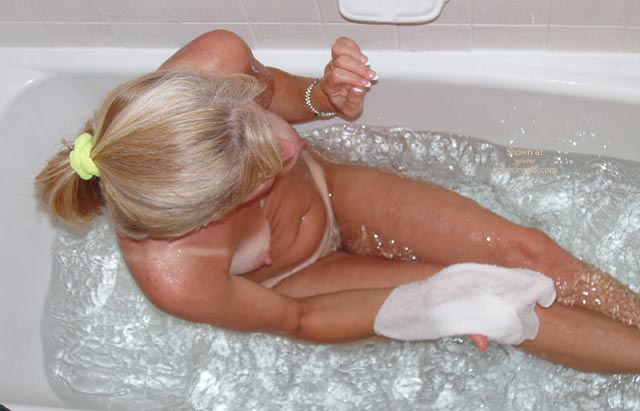 Pic #1My Clean Little Woman