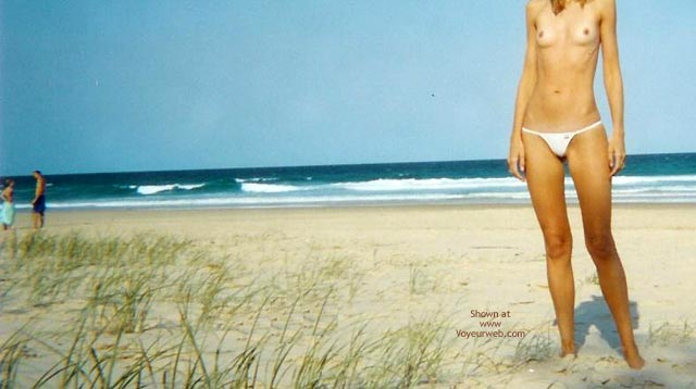 Pic #1Wife Went To Beach