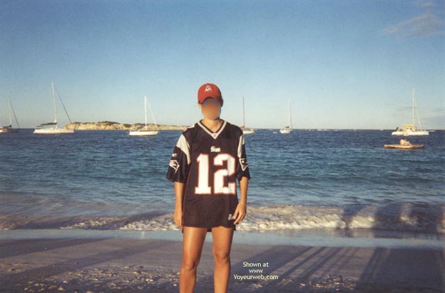 Pic #1 Super Bowl Wife