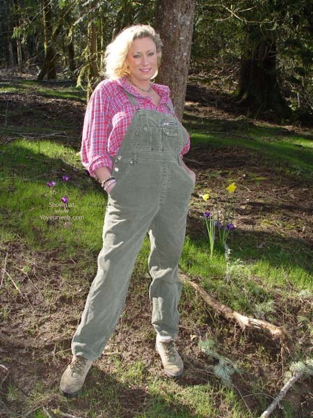 Pic #1Ashley Gardening