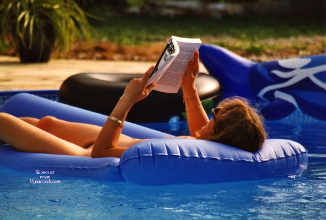 Pic #1Nude Under The Sun ...