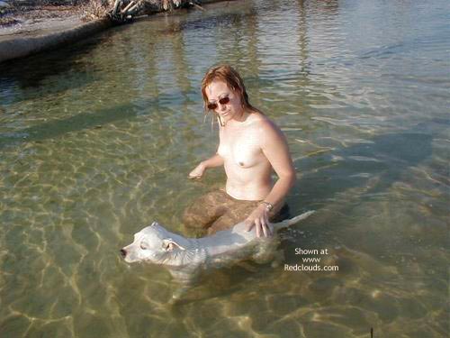 Pic #1Bi Girl Looking