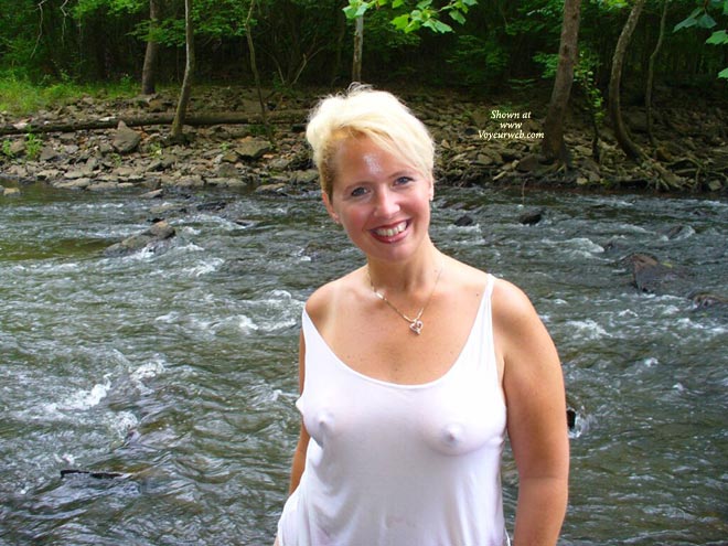 Pic #1*we Wet T-shirt Photos