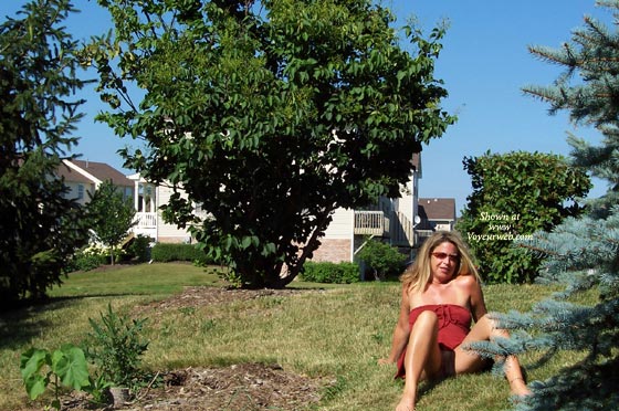 Pic #1 Mim's Sunday Afternoon Walk