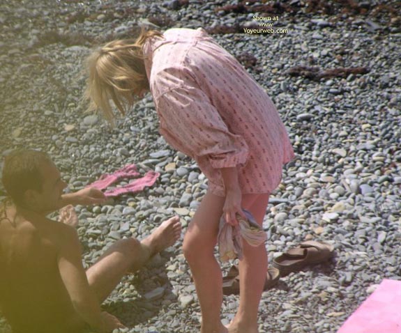 Pic #1Lucky Hunting On Nudist Beach, Serie 2