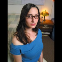 Pic #1Natasha'S First Time On Vw