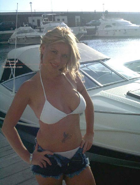 Pic #1Sexy Blonde Flashing Tits In Marina