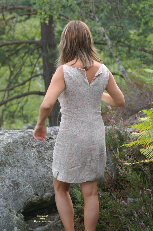 Pic #1Sonny Se Deshabille