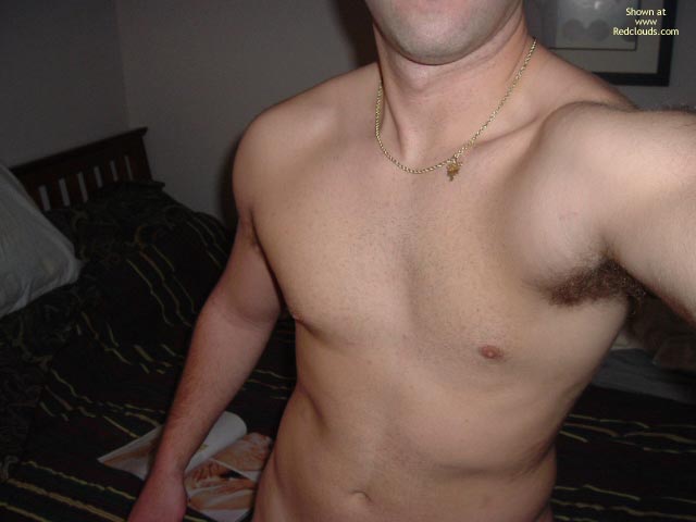 Pic #1M* Hotcollege Guy