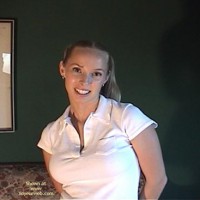 Brittney'S Schoolgirl Ass