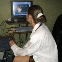 *Hi  Robin And Her Tie