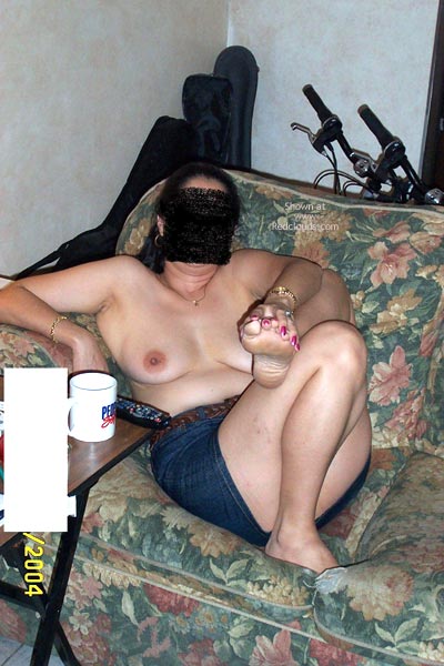 Pic #1Extraordinary Wife