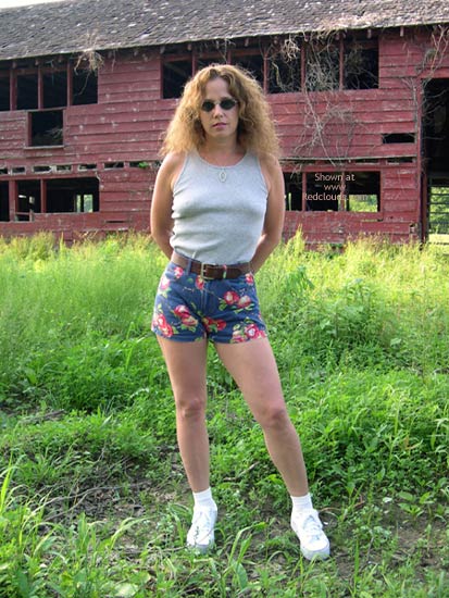 Pic #1*Gl Lnlvs2suck