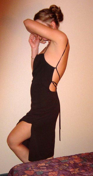 Pic #1Amanda Back In Black 2!