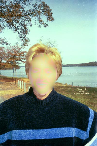 Pic #1Lunchtimes At The Lake