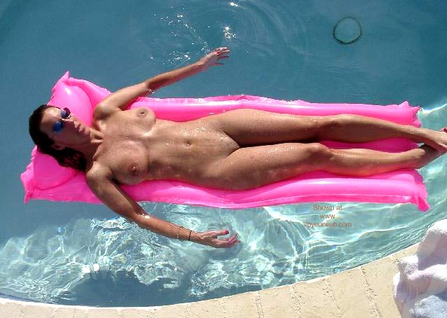 Pic #1 Ariela - Cast Away