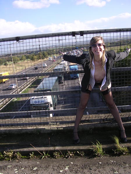 Pic #1Blonde In Heels, Fun On The M25
