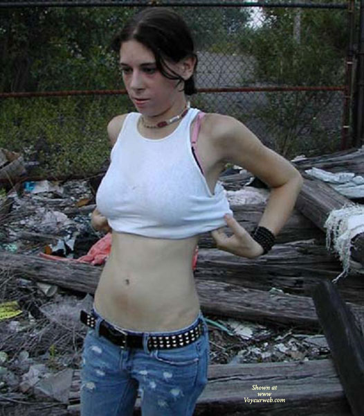 Pic #1 *SP 19 Y/O Slut