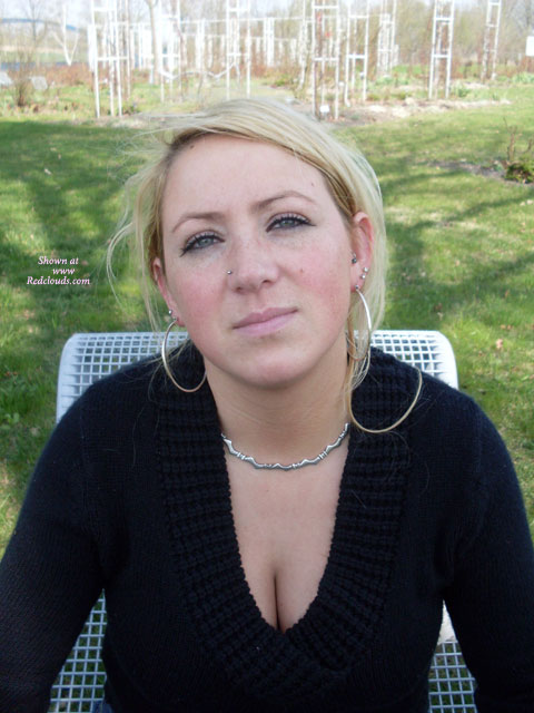 Pic #1Blondi84