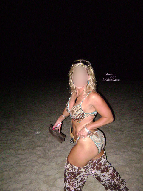 Pic #1Posing On South Beach