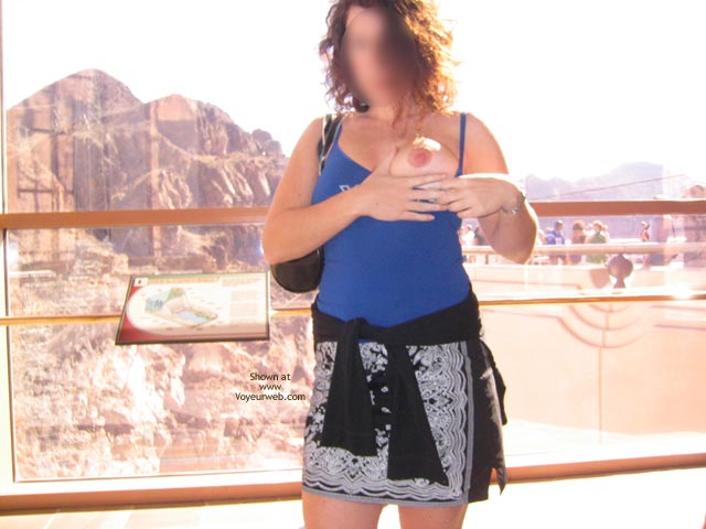 Pic #1L2f Visits The Hoover Dam