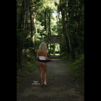 Pic #1 *SP Tina Am Hochsitz