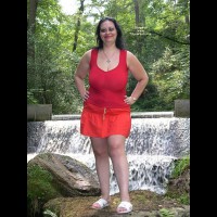 Pic #1 Starrys Red And Green Should Be Seen.