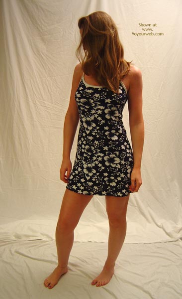 Pic #1Amanda In Her New Sundress!