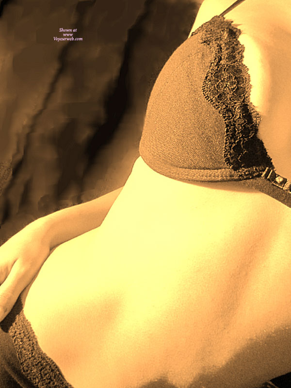 Pic #1 Iranian Wife