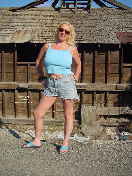 Pic #1Ashley By The Barn