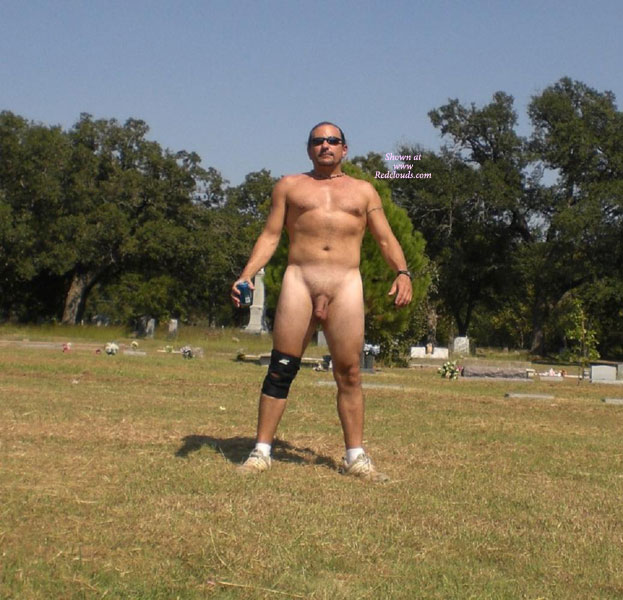 Pic #1M* Hanging Out In Texas