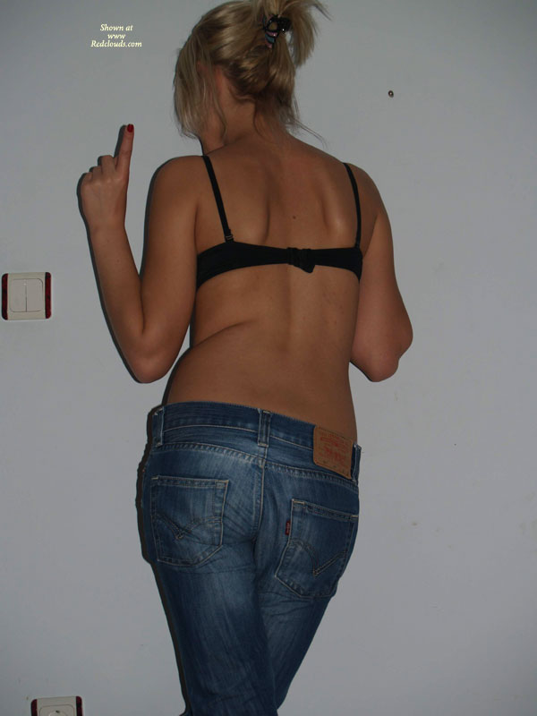 Pic #119 Years Old Girlfriend's First Anal