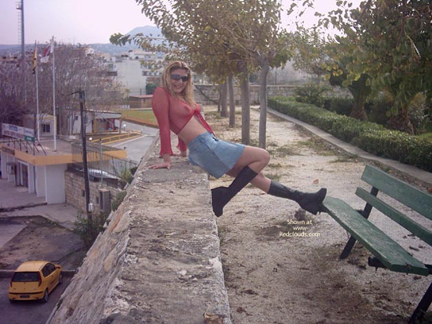 Pic #1In Crete