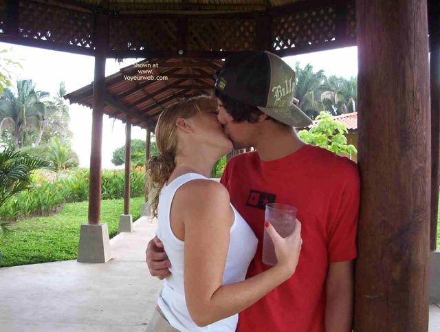 Pic #1Jugando