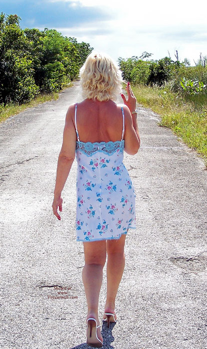 Pic #1Rhea In The Everglades