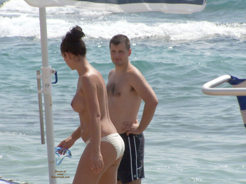 Pic #1 Sur La Plage...