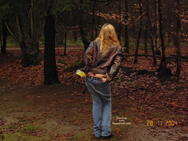 Pic #1Snoesgirl In The Woods