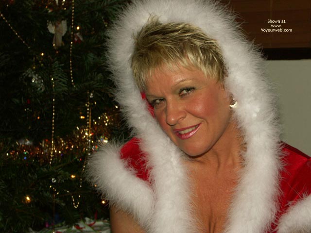 Pic #1Angelique Present For Santa