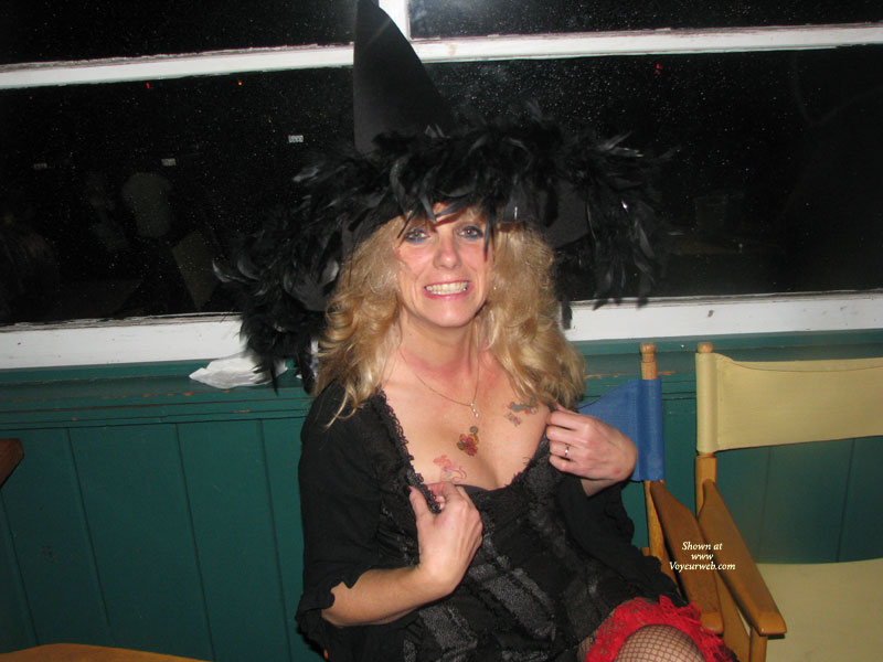 Pic #1 Halloween 2009