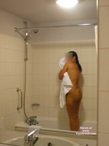 Pic #1Shower - 2