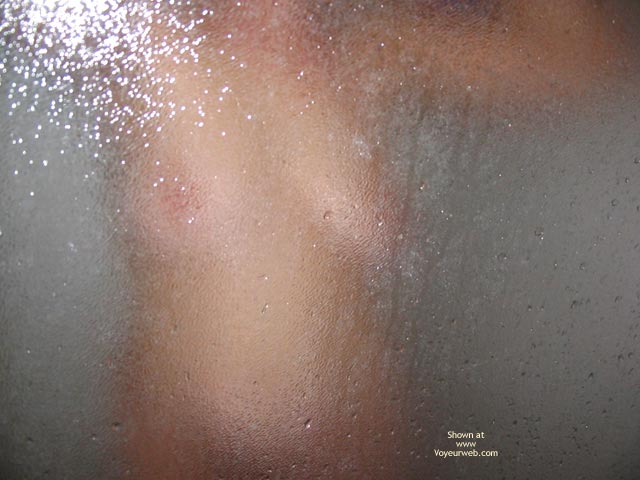 Pic #1Sous La Douche