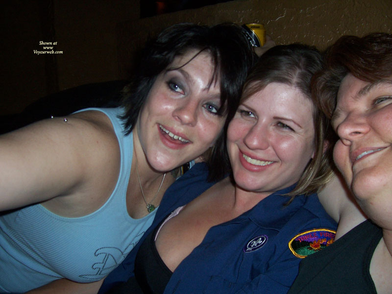 Pic #1GG Kaela and Gals