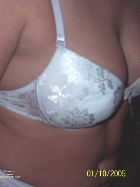 Pic #1Is Lauren Is A Milf?