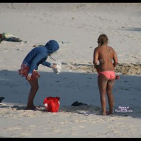 Pic #1 Hot Girl Changing