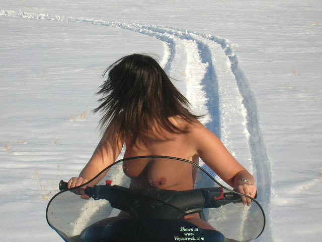 Pic #1Sexy Mum - Snow Girl