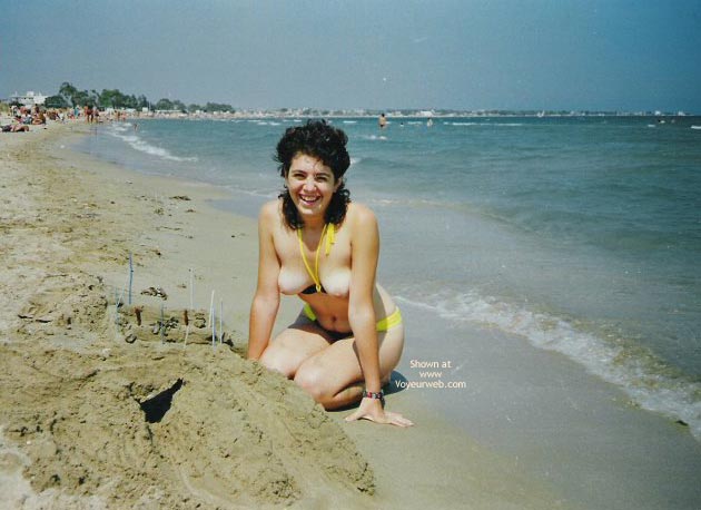 Pic #1My Ex Girl  At The Beach