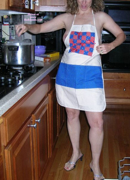 Pic #1Wife Kay's Exposed In Kitchen