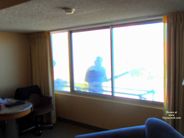 Pic #1*WI Vegas Dirty Window