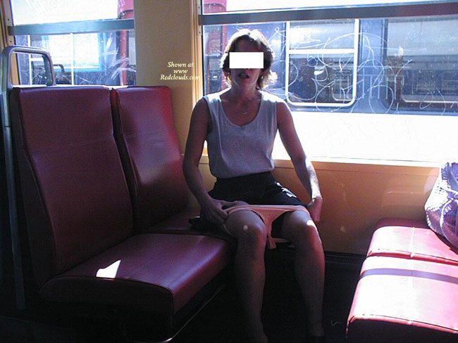 Pic #1Croc In The Rer
