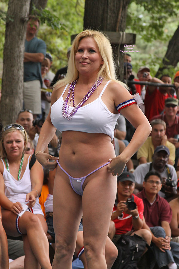 Pic #1 Contestant # 11 2009 Nap Wet T Shirt Contest